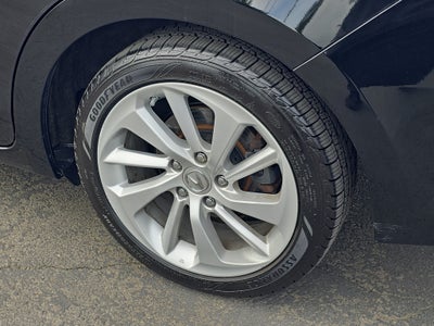 2017 Acura ILX w/Premium Pkg