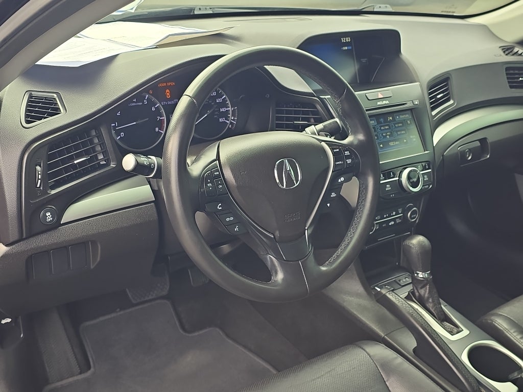 2017 Acura ILX w/Premium Pkg