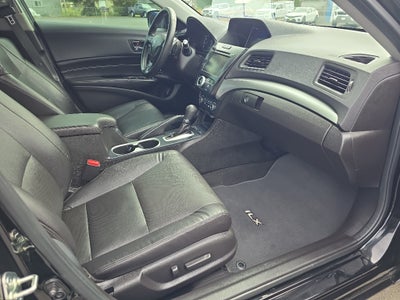2017 Acura ILX w/Premium Pkg