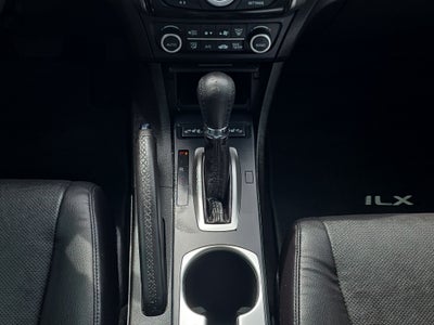 2017 Acura ILX w/Premium Pkg