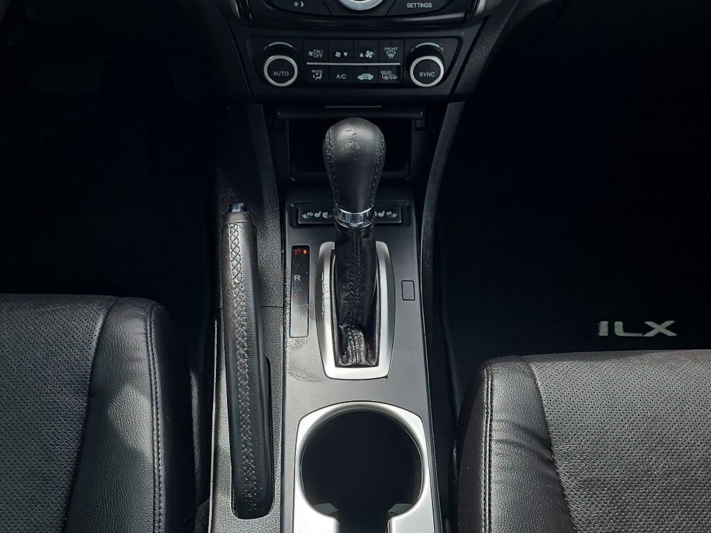 2017 Acura ILX w/Premium Pkg