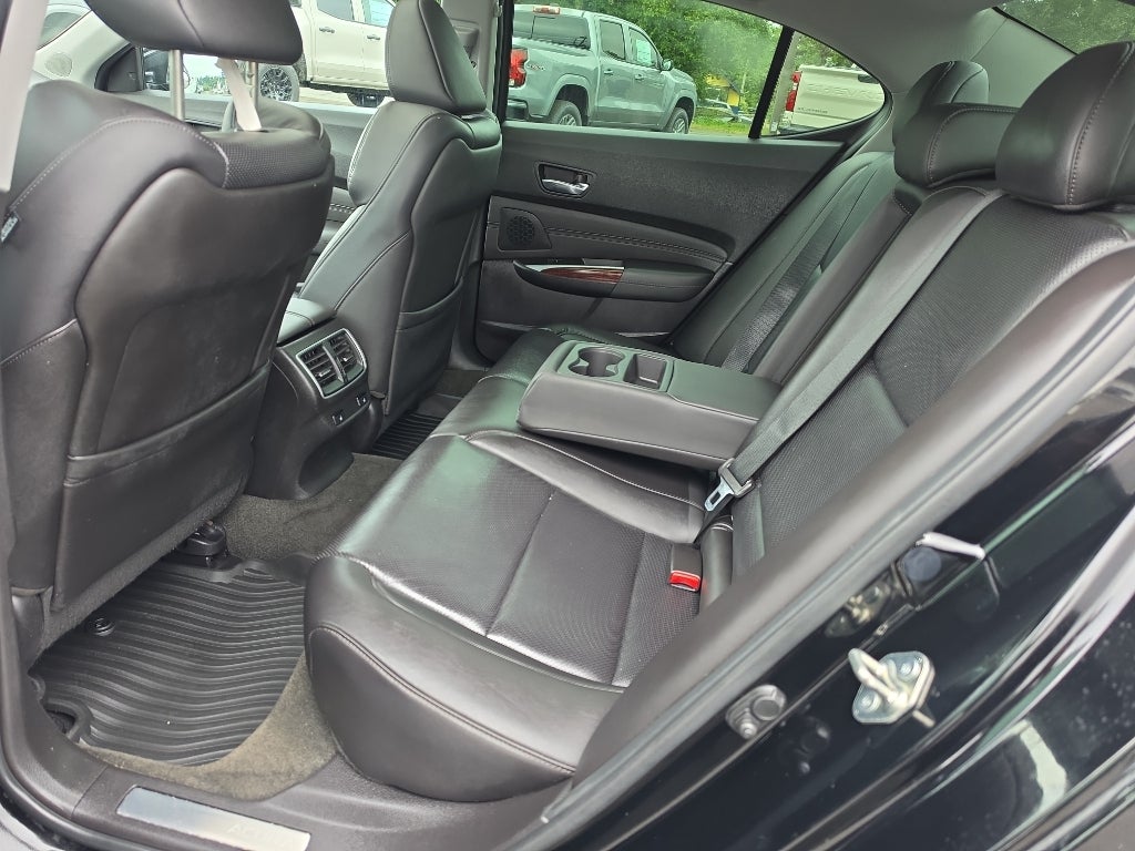 2017 Acura TLX V6 w/Advance Pkg