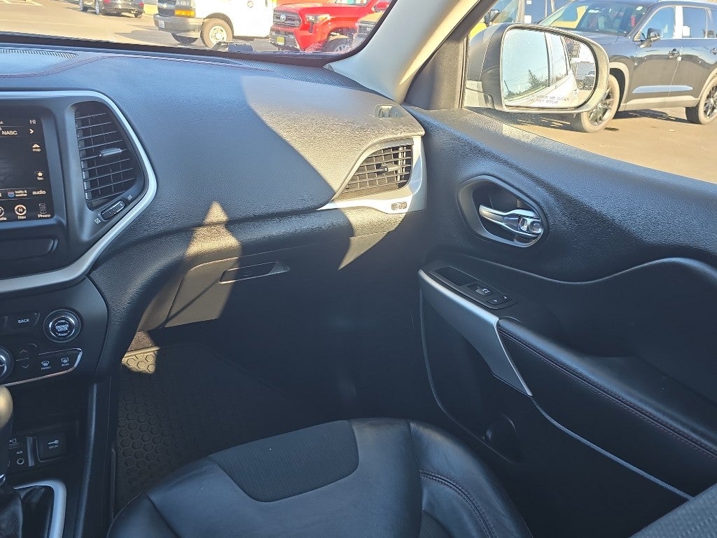 2018 Jeep Cherokee Trailhawk