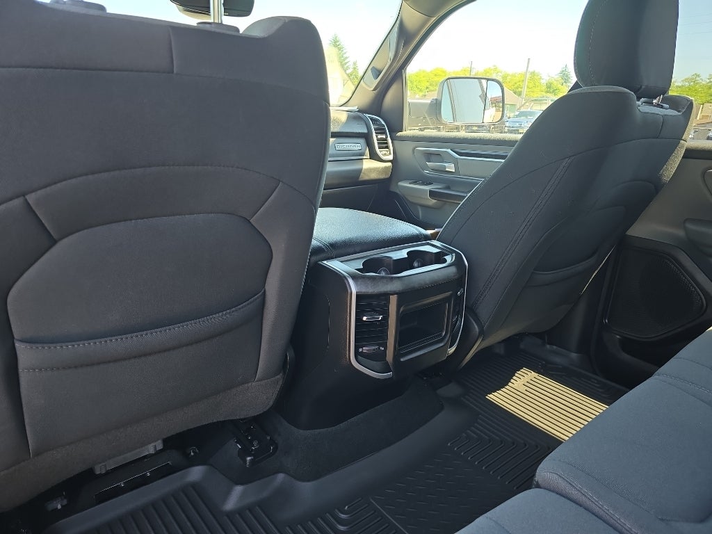 2021 RAM 1500 Big Horn Crew Cab 4x4 6'4" Box