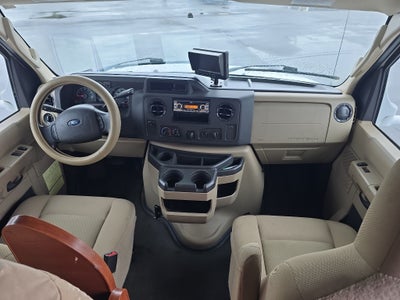 2014 Ford Econoline Commercial Cuta Base