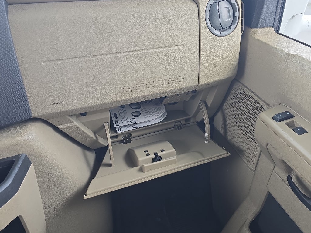 2014 Ford Econoline Commercial Cuta Base