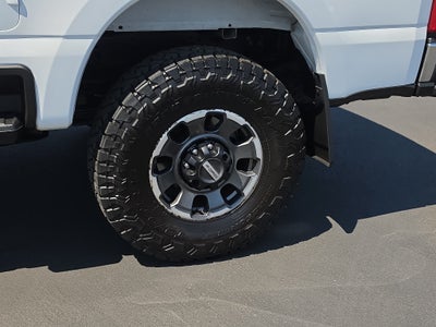 2023 Ford F-350 LARIAT