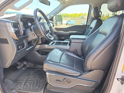 2023 Ford F-350 LARIAT