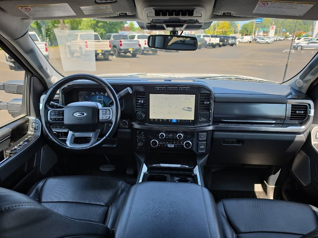 2023 Ford F-350 LARIAT