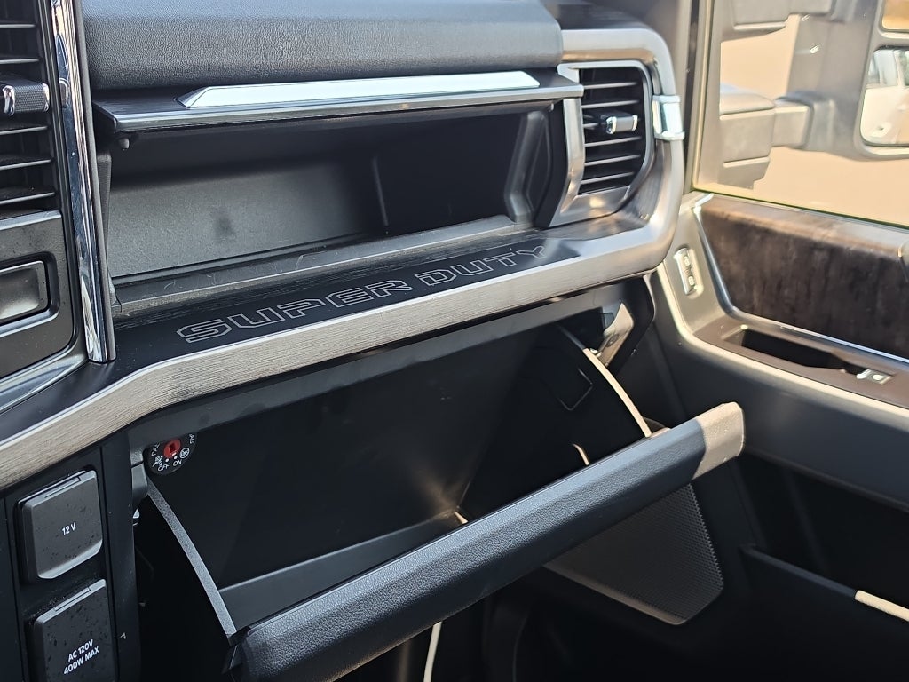 2023 Ford F-350 LARIAT
