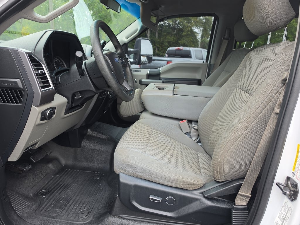 2017 Ford Super Duty F-350 SRW Platinum