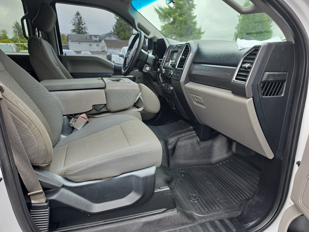 2017 Ford Super Duty F-350 SRW Platinum
