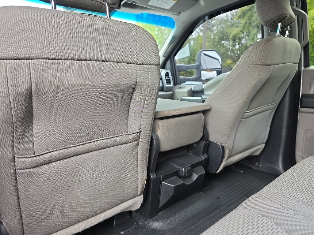 2017 Ford Super Duty F-350 SRW Platinum