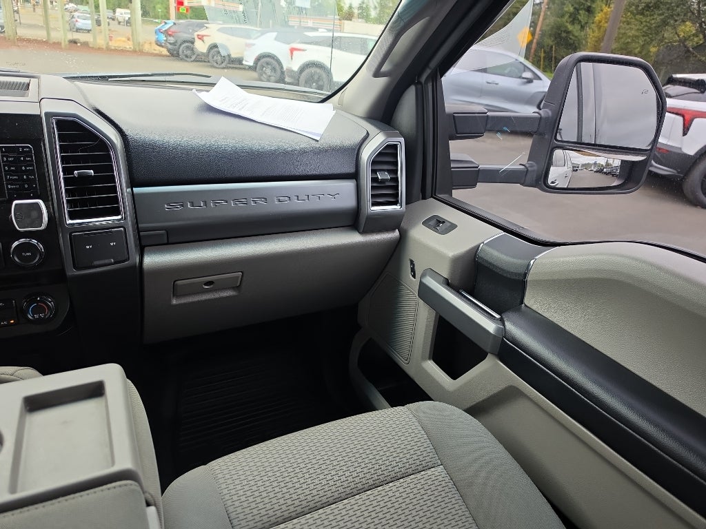 2017 Ford Super Duty F-350 SRW Platinum