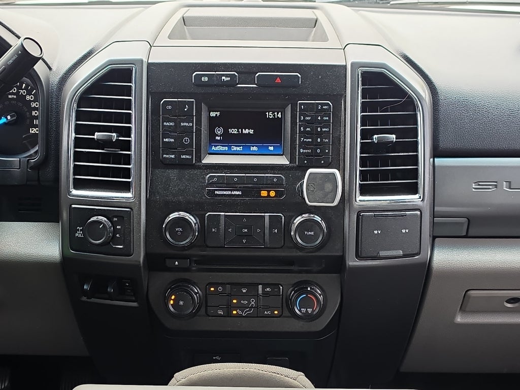 2017 Ford Super Duty F-350 SRW Platinum