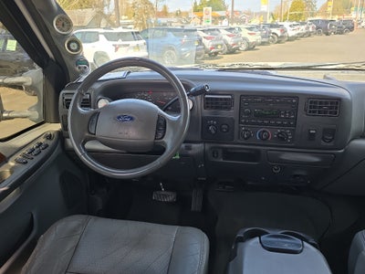 2003 Ford Super Duty F-350 SRW XL