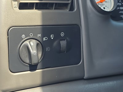 2003 Ford Super Duty F-350 SRW XL