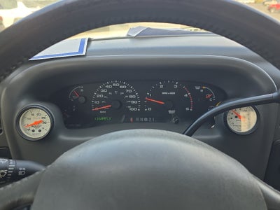 2003 Ford Super Duty F-350 SRW XL