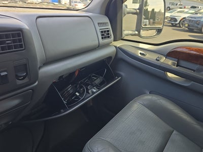 2003 Ford Super Duty F-350 SRW XL