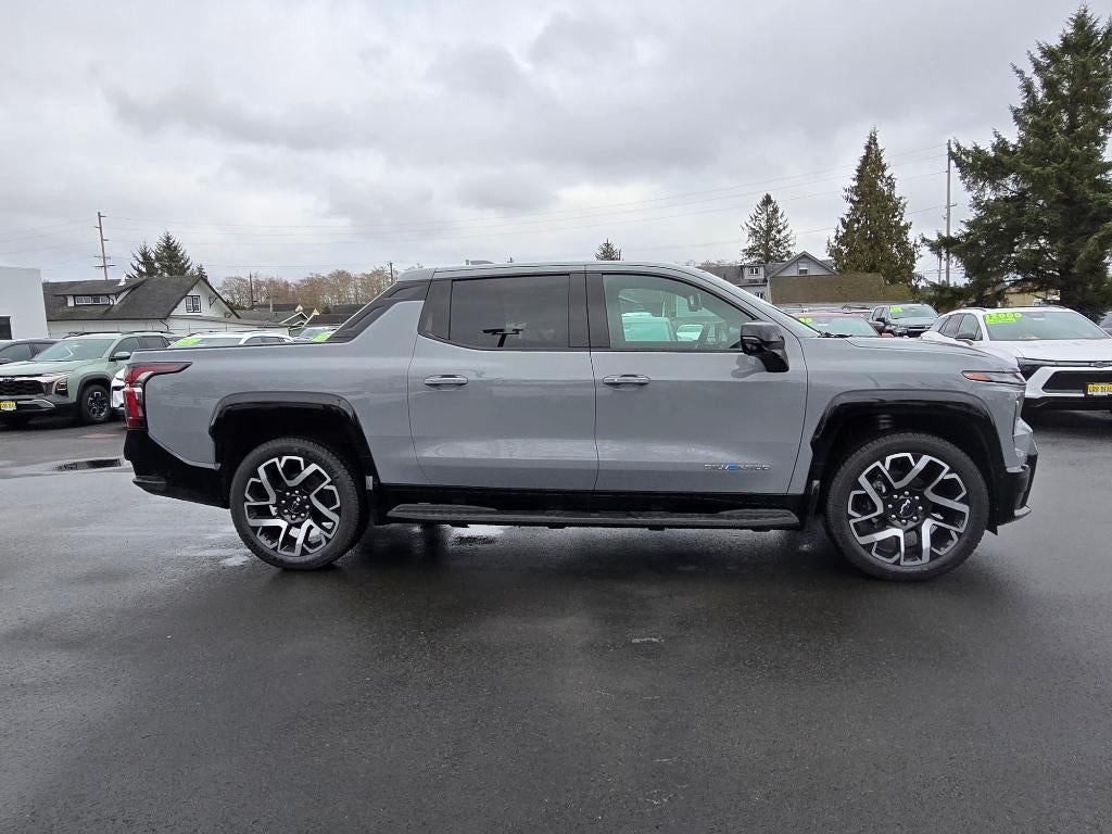 2025 Chevrolet Silverado EV RST - Max Range