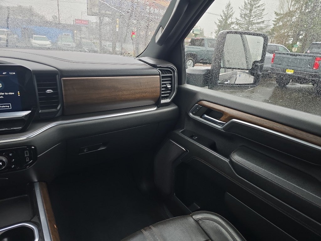 2024 Chevrolet Silverado 3500 HD High Country