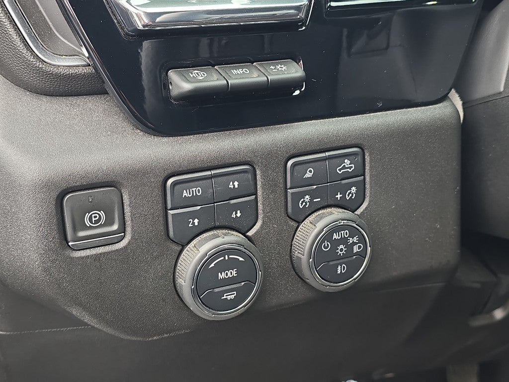 2024 Chevrolet Silverado 3500 HD High Country