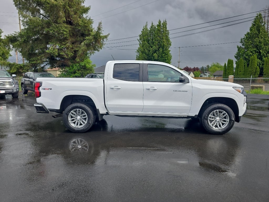 2024 Chevrolet Colorado LT