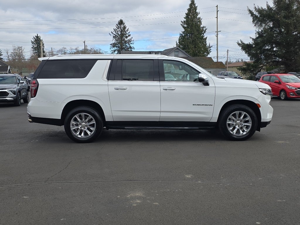 2023 Chevrolet Suburban Premier
