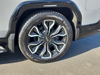 2025 GMC Sierra EV Extended Range Denali