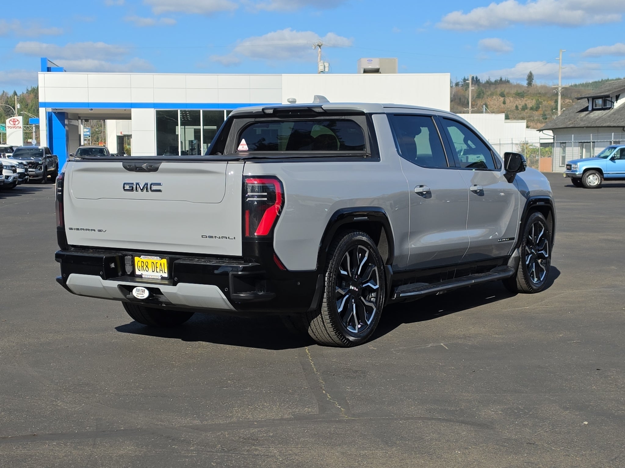 2025 GMC Sierra EV Extended Range Denali