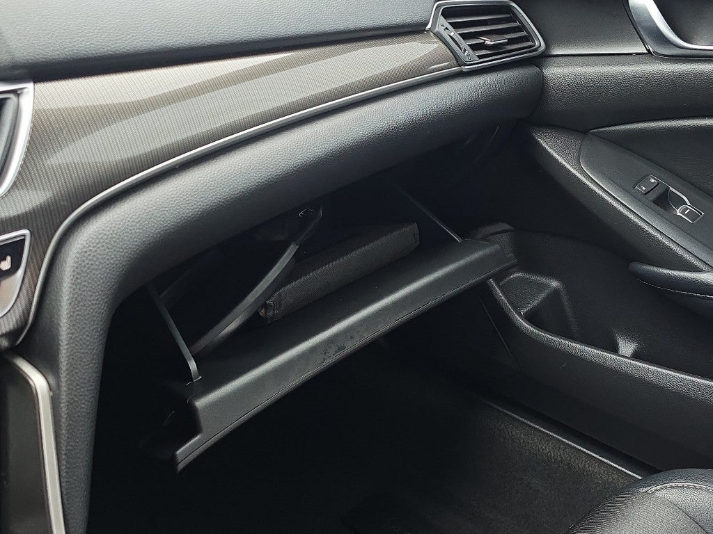 2018 Honda Accord Sedan Sport 2.0T