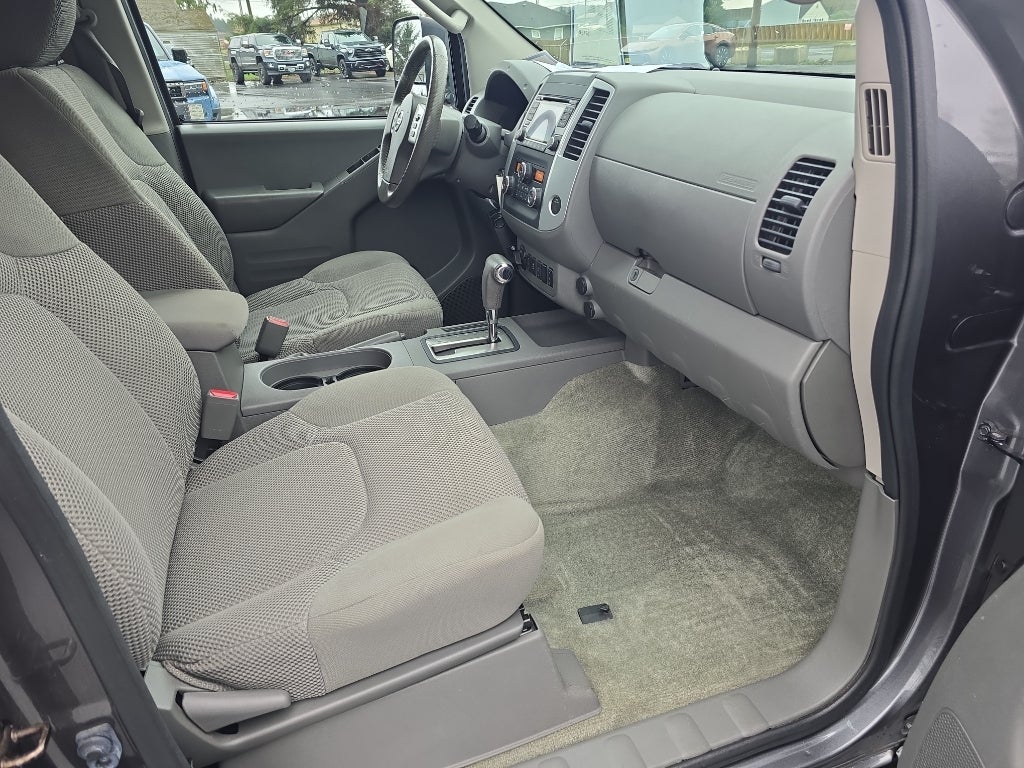 2016 Nissan Frontier SV