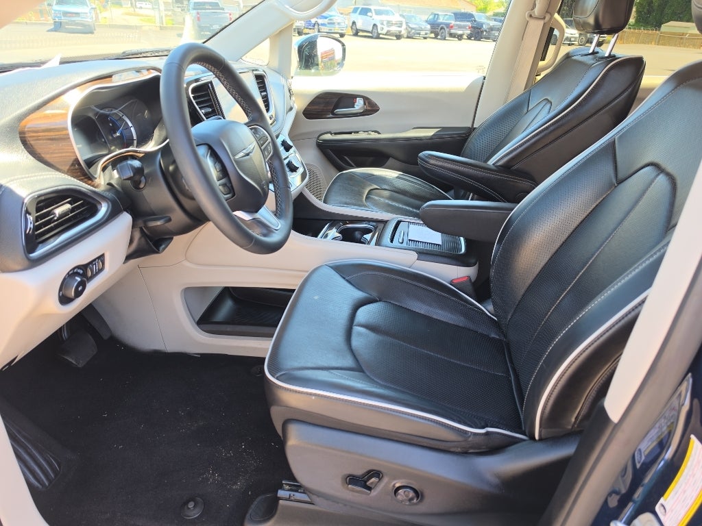 2023 Chrysler Pacifica Hybrid Limited