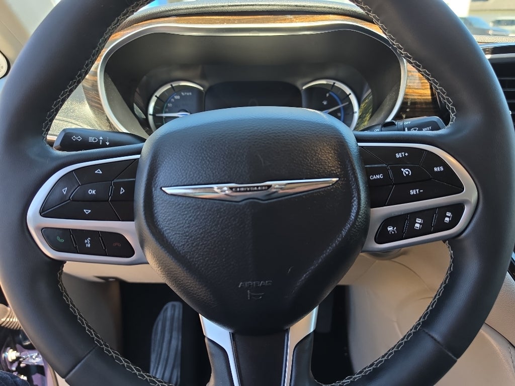 2023 Chrysler Pacifica Hybrid Limited