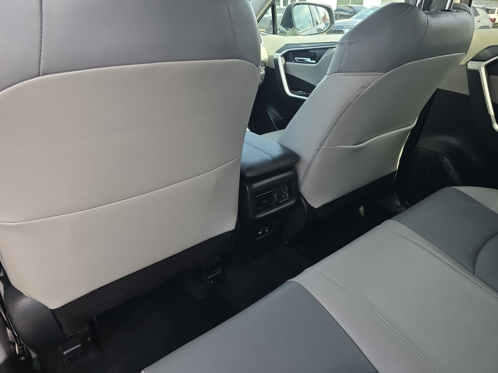 2021 Toyota RAV4 Hybrid Hybrid LE