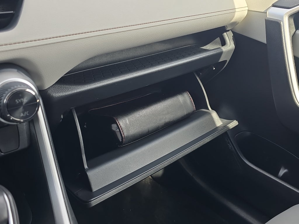 2021 Toyota RAV4 Hybrid Hybrid LE