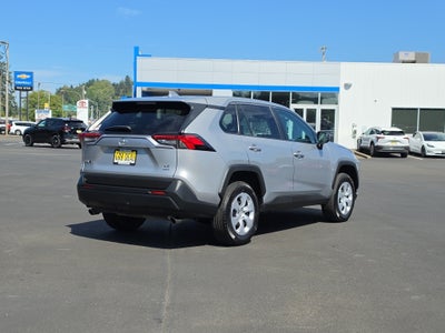 2025 Toyota RAV4 LE