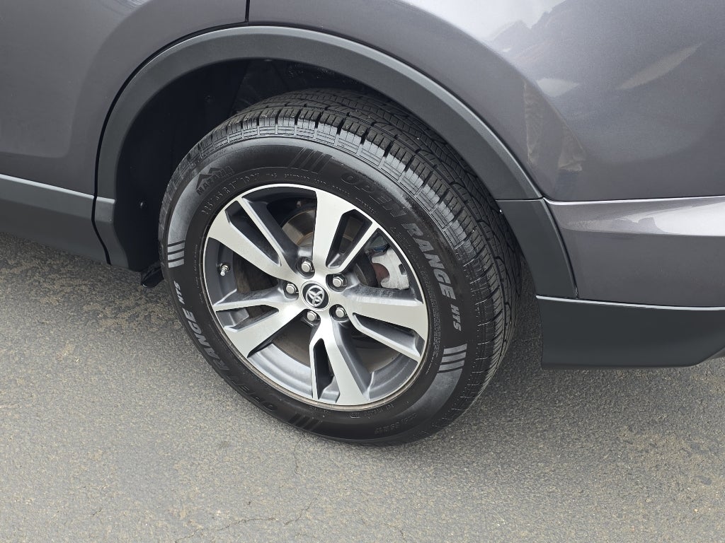 2017 Toyota RAV4 XLE