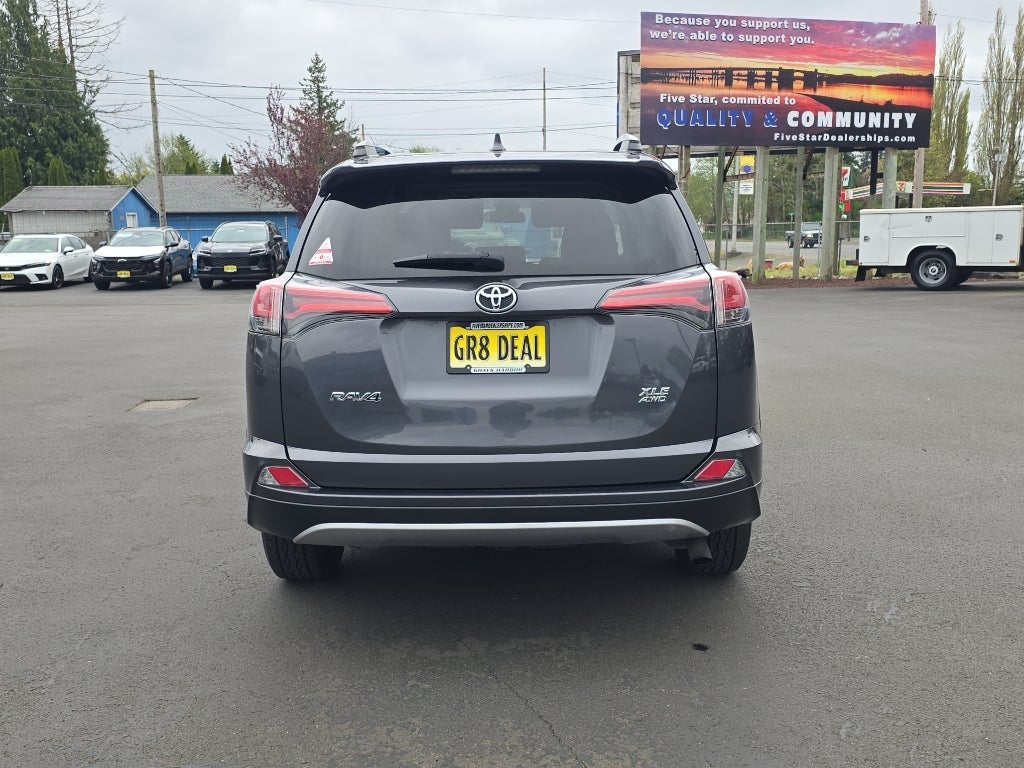 2017 Toyota RAV4 XLE