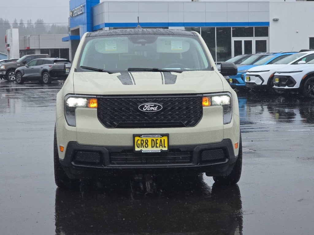 2025 Ford Maverick XLT