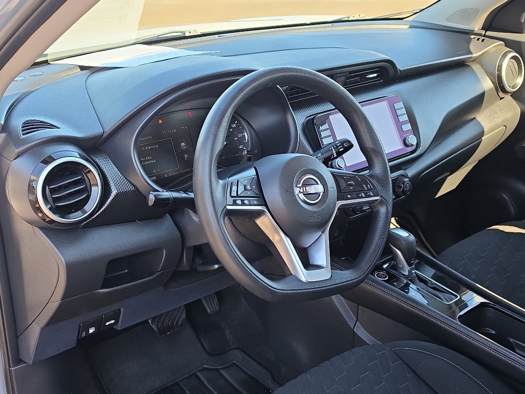 2022 Nissan Kicks SV Xtronic CVT