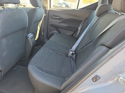 2022 Nissan Kicks SV Xtronic CVT