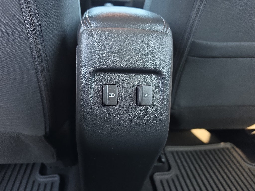 2022 Nissan Kicks SV Xtronic CVT