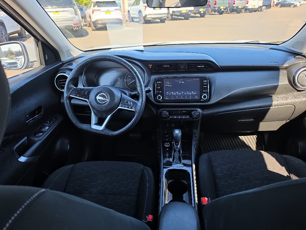 2022 Nissan Kicks SV Xtronic CVT