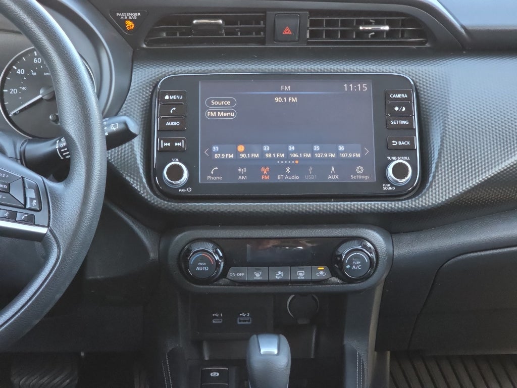 2022 Nissan Kicks SV Xtronic CVT