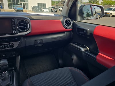 2022 Toyota Tacoma 4WD SR