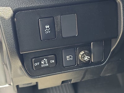 2022 Toyota Tacoma 4WD SR