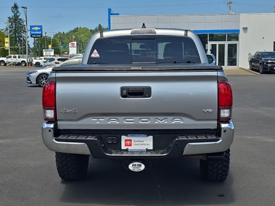 2022 Toyota Tacoma 4WD SR
