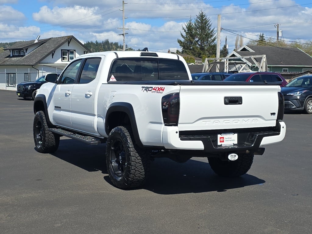 2022 Toyota Tacoma 4WD SR5