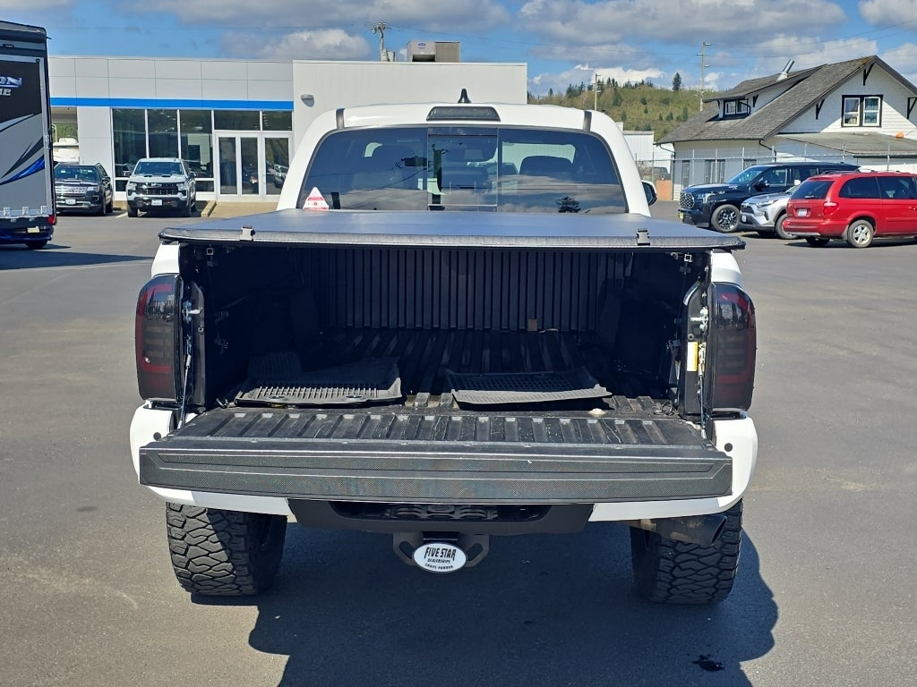 2022 Toyota Tacoma 4WD SR5